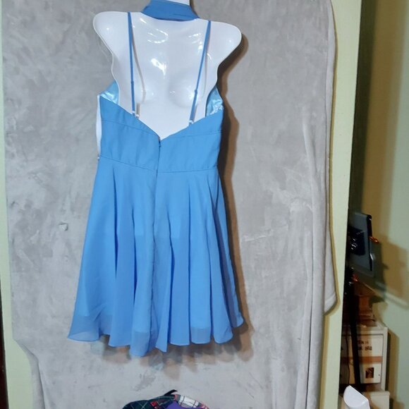 Luccli Lu Periwinkle Elegant Blue Halter Dress With Scarf & Flared Skirt - Picture 5 of 6